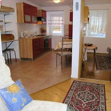 Aurora Apartment *